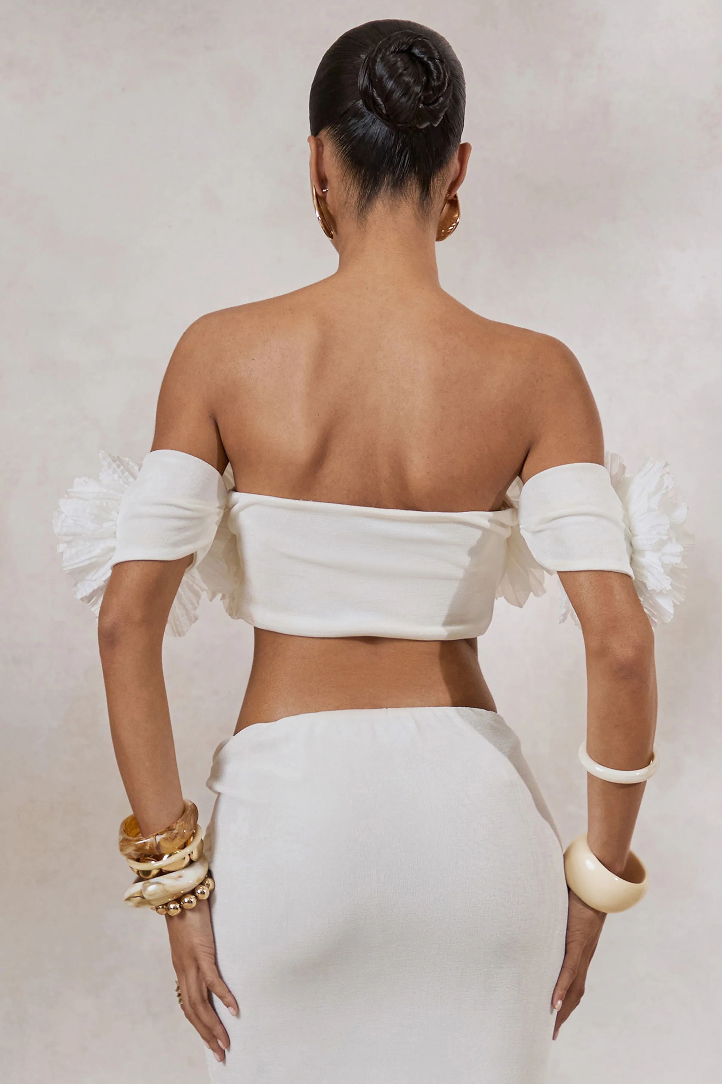 Arwenne | White Bardot-Neck Crop-Top With Corsage Detailing - Image 4