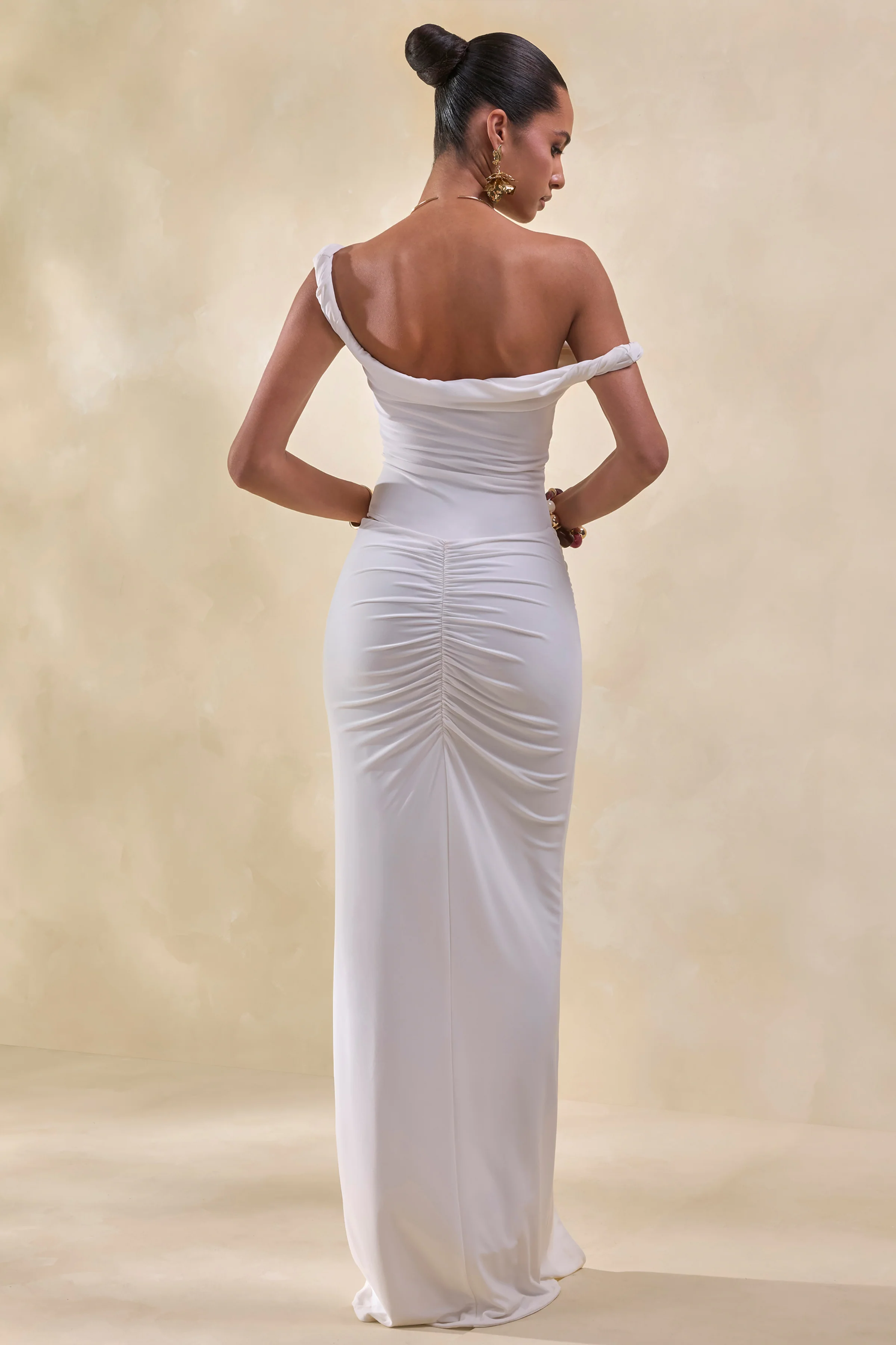 Idris | White Twisted Waist Maxi Skirt With Front Split - Image 2