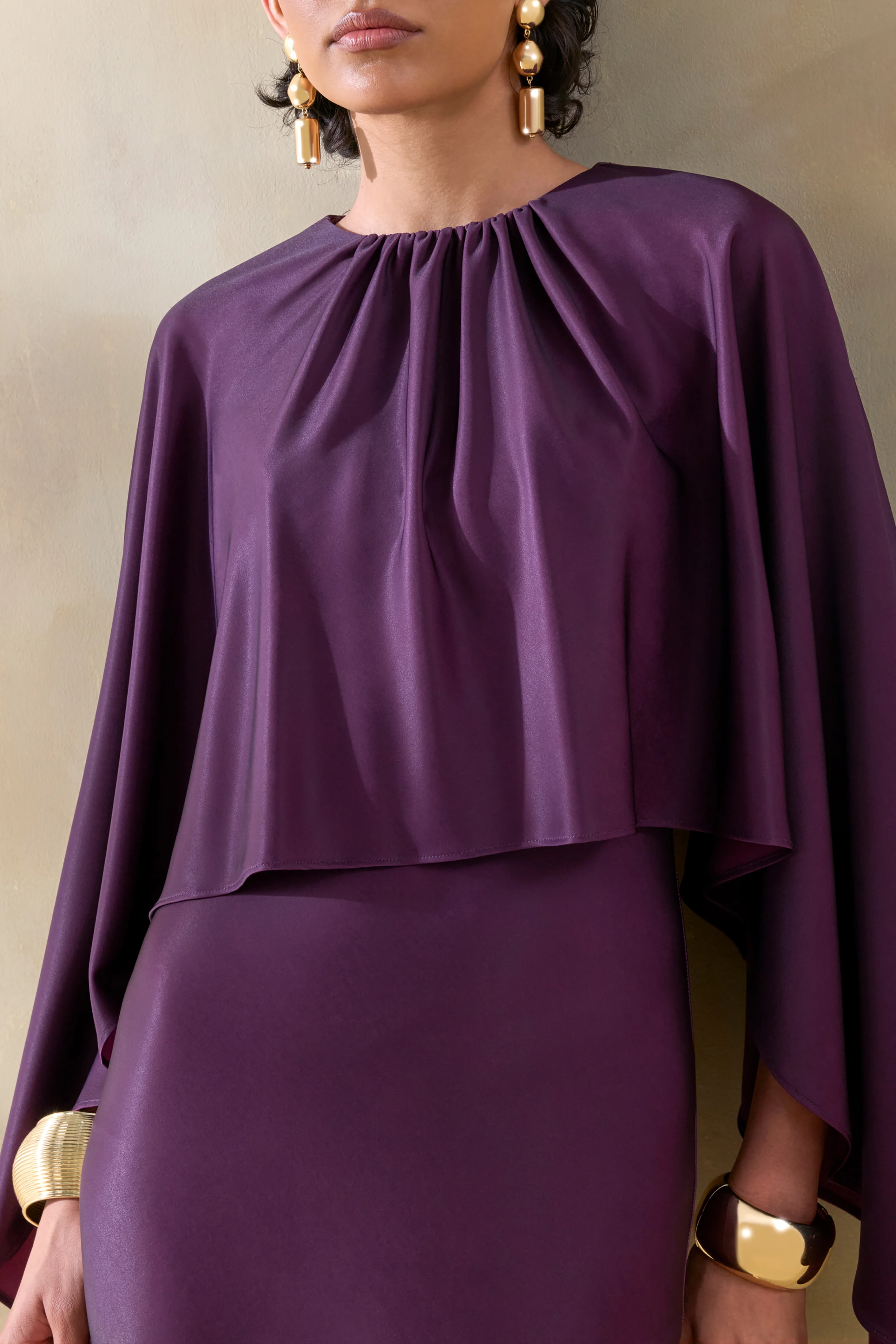 Vanthea | Dark Plum Satin Round-Neck Maxi Dress With Cape-Sleeves - Image 3