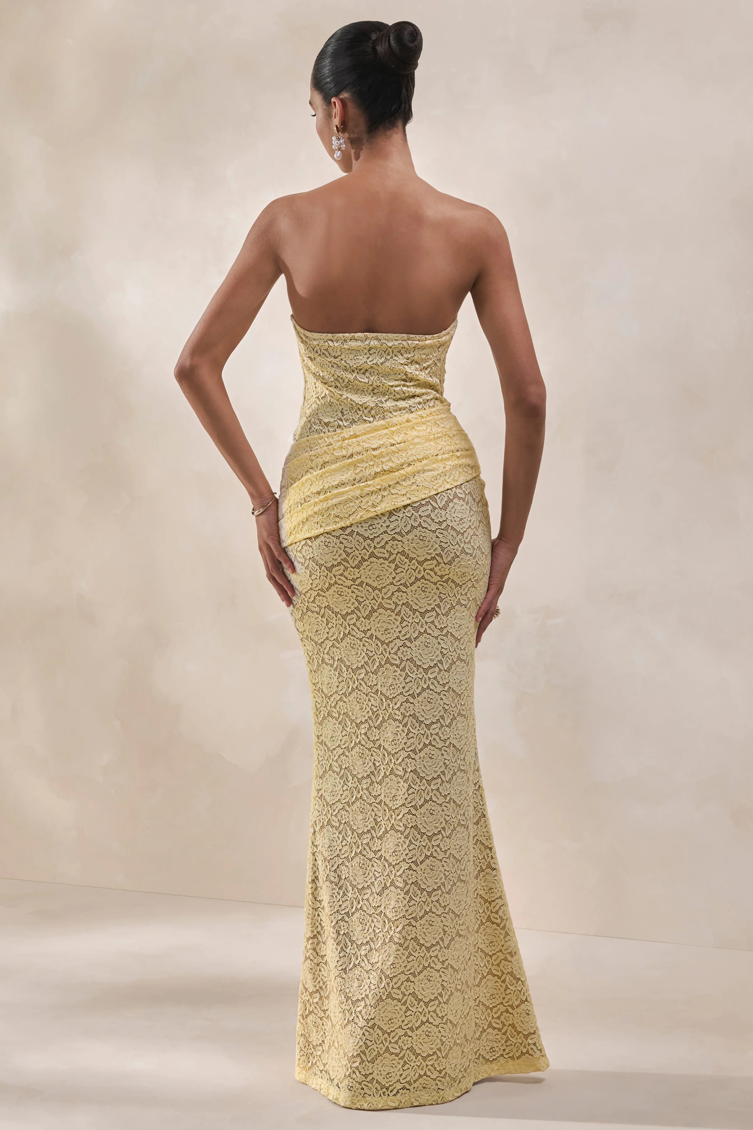 Vissia | Lemon Lace Bandeau Bodysuit - Image 2